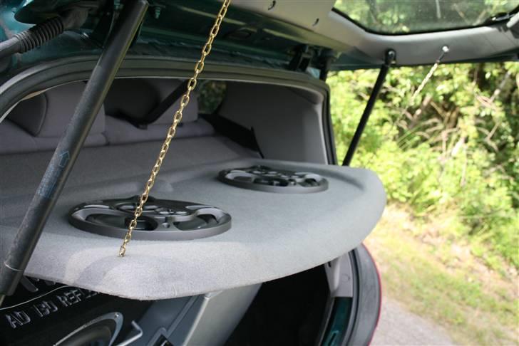 Nissan almera turbo billede 15