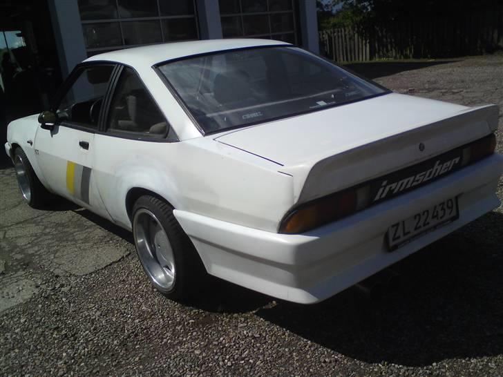 Opel manta b  billede 5