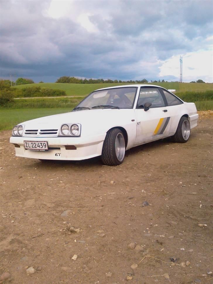 Opel manta b  billede 7