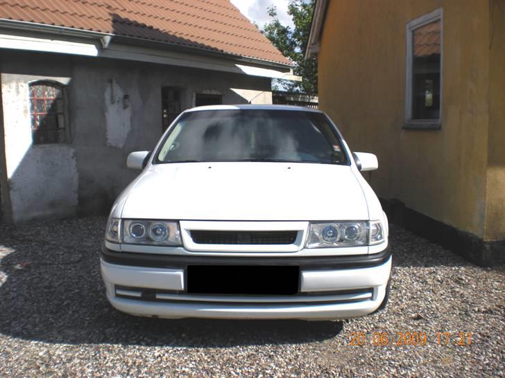 Opel vectra a *solgt* billede 2