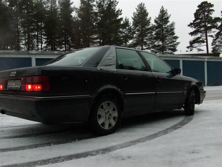 Audi V8 Quattro *"soldt" - tja inbrud har der også været i den, og det er ikke til find ny ryde billede 4