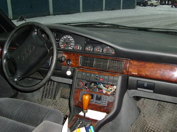 Audi V8 Quattro *"soldt" - standard interior, stereo på vej billede 8