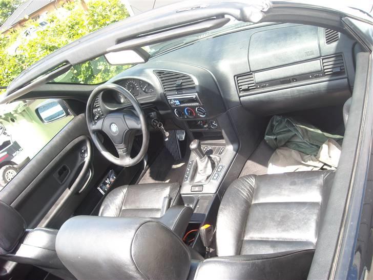 BMW 318 I Cabriolet Solgt billede 13