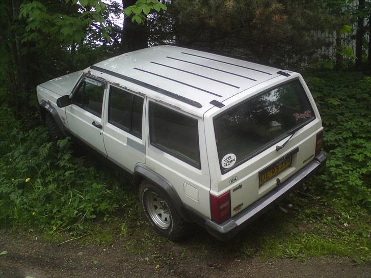 Jeep cherokee solgt  billede 2