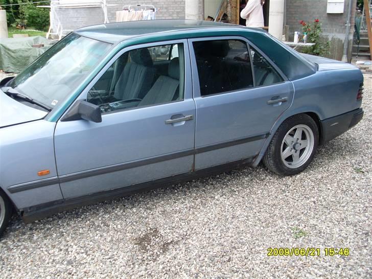 Mercedes Benz 250D `SOLGT billede 12