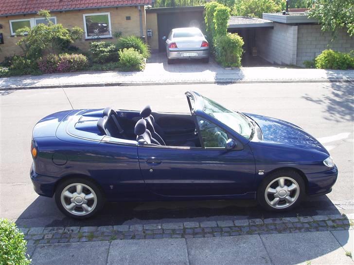 Renault Mégane 2,0 Cab | Solgt | billede 3