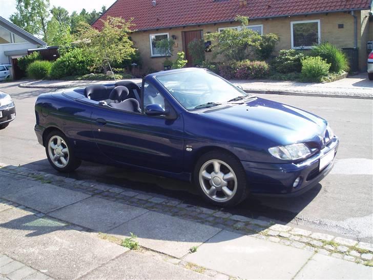 Renault Mégane 2,0 Cab | Solgt | billede 8