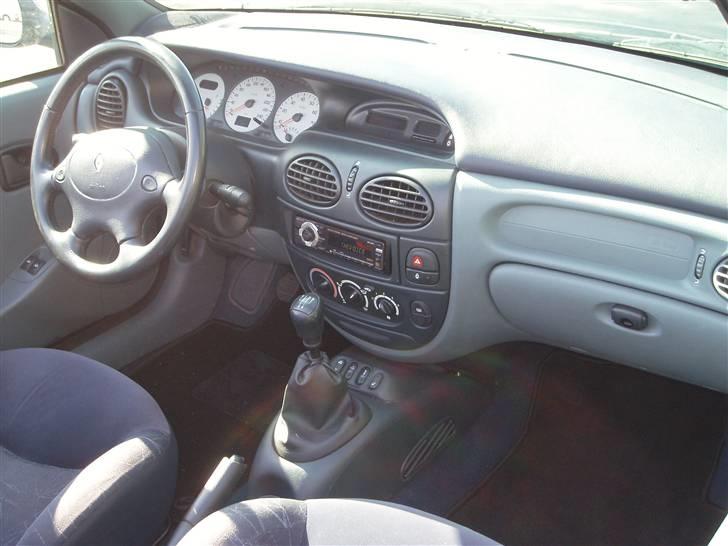 Renault Mégane 2,0 Cab | Solgt | billede 9