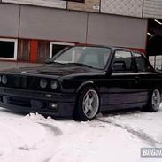 BMW E30 325iM