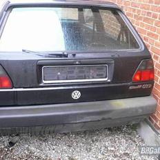 VW golf ( SOLGT )