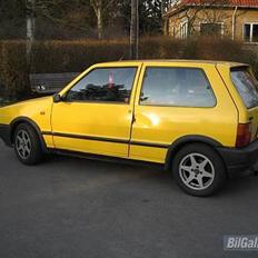 Fiat Uno 1,3 turbo solgt