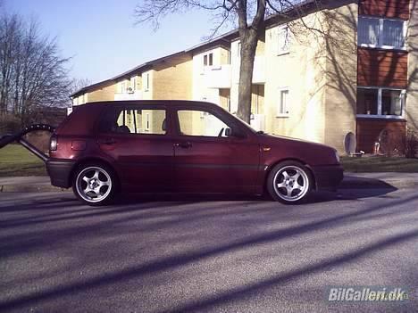 VW Golf 3 totalskadet billede 2