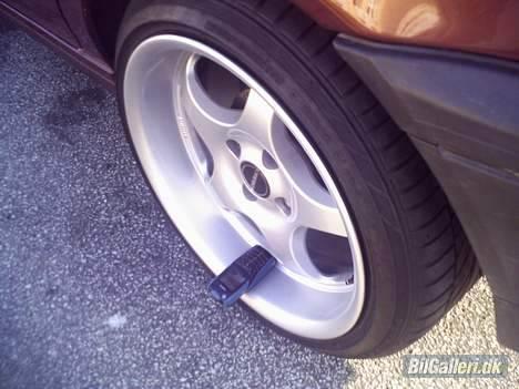 VW Golf 3 totalskadet billede 8