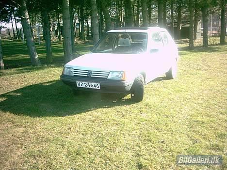 Peugeot 205 XR billede 8