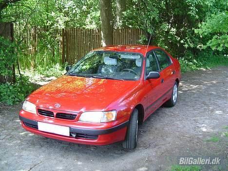 Toyota Carina E billede 8