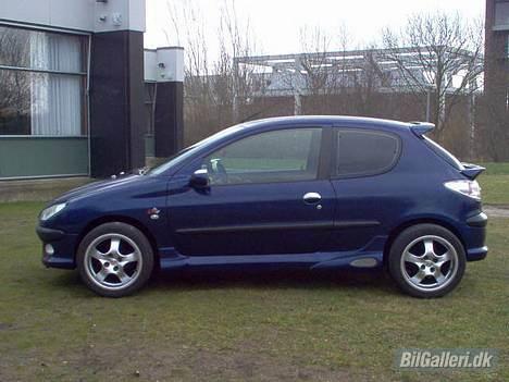 Peugeot 206 billede 1