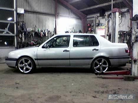 VW vento 1,8 gl solgt billede 6