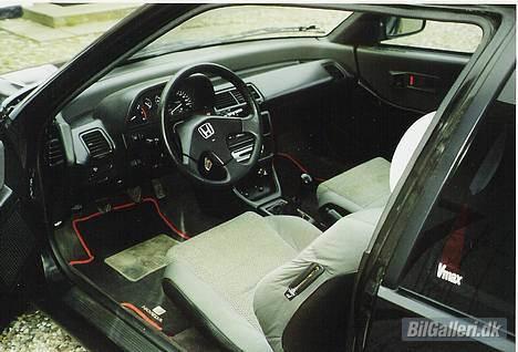 Honda civic 1,5i 16v SOLGT - Dejlig kabine der er i sådan en Honda.. billede 3