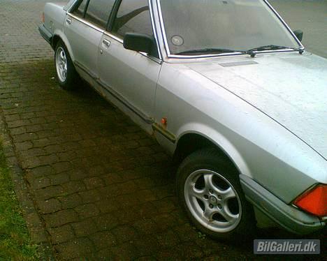 BMW 320i (solgt) billede 10