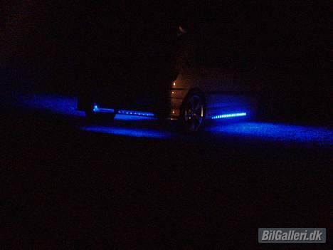 Peugeot 306 "Løven" - Lyset set bag fra.. =] billede 4