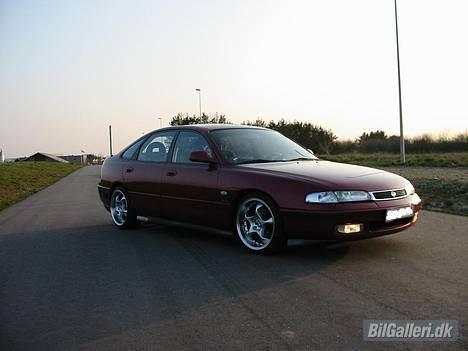 Mazda 626 GE 2,5 V6 billede 1