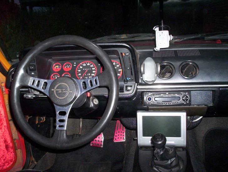 Opel Miss Ascona B - Kabinen billede 9