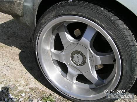 Opel kadett d 2.0 16v SOLGT billede 9