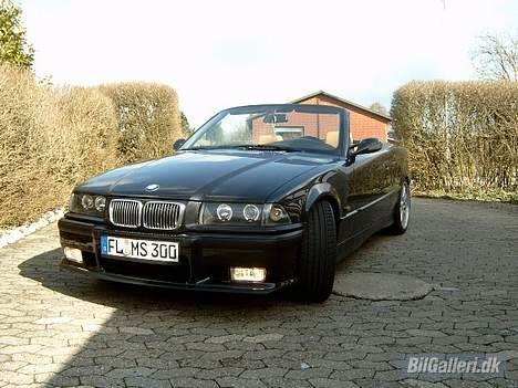 BMW 328i Cabrio  billede 3