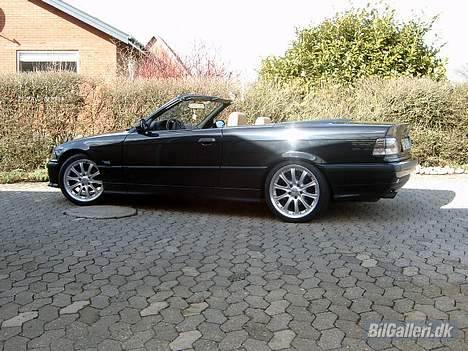 BMW 328i Cabrio  billede 6