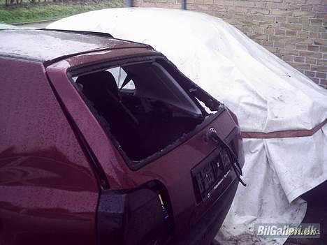 VW Golf 3 totalskadet billede 7