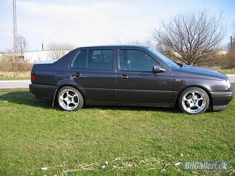 VW Vento solgt billede 5