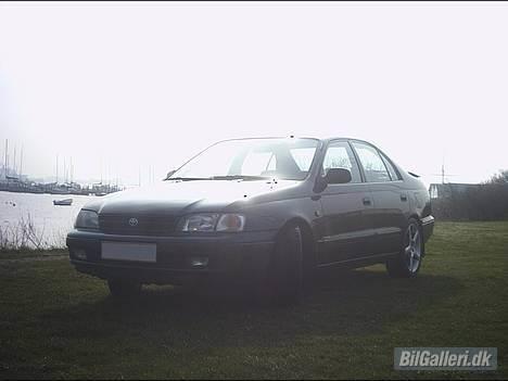 Toyota Carina E SOLGT billede 5