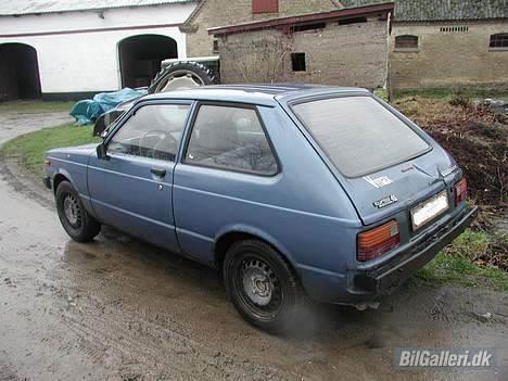 Toyota Starlet 320i - Sådan så den ud da jeg købte den for over 2år siden for 2000kr  billede 9