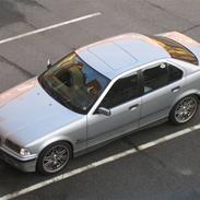 BMW 325i