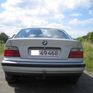 BMW 325i