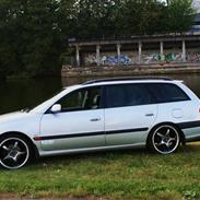 Toyota avensis st,car sol model