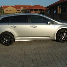 Toyota Avensis 1,8 STW T2 SOLGT