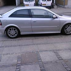 Opel Astra 2.0 16v Sport