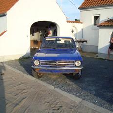 Opel Ascona a xxxsolgtxxx