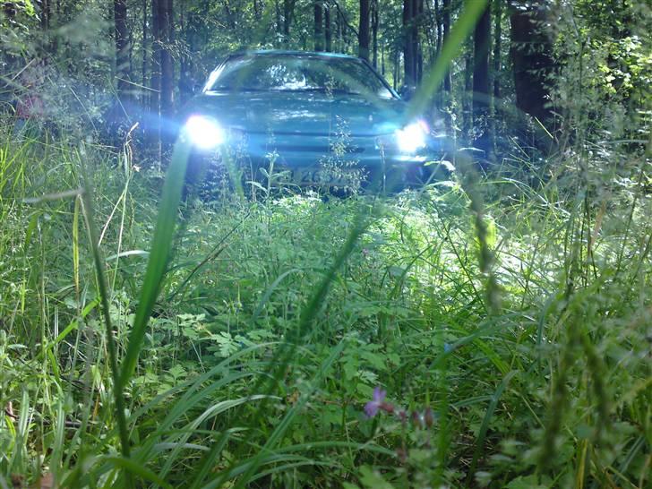 Mazda 323F Ba SOLGT billede 10