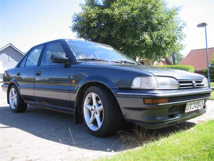 Toyota Corolla xli sedan SOLGT billede 1