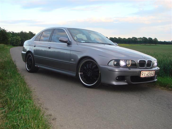 BMW E39 525TDS (M5 LOOK) billede 1