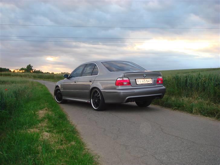 BMW E39 525TDS (M5 LOOK) billede 3
