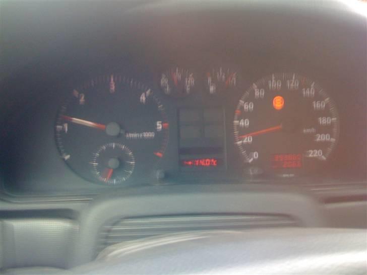 Audi A4 1,9 TDi solgt billede 13