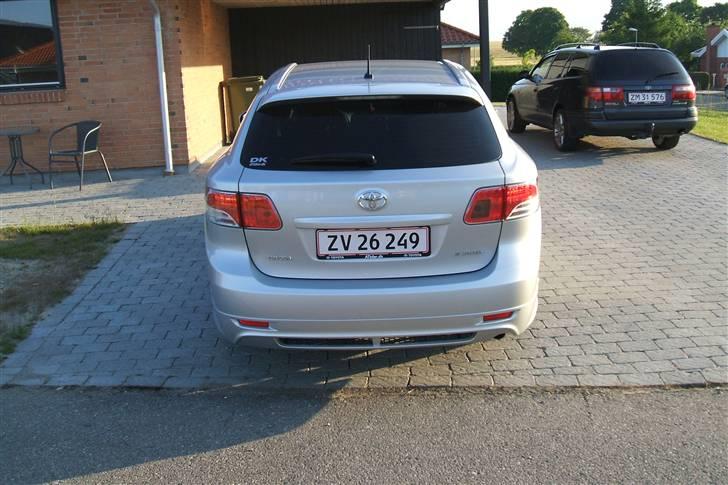 Toyota Avensis 1,8 STW T2 SOLGT billede 15