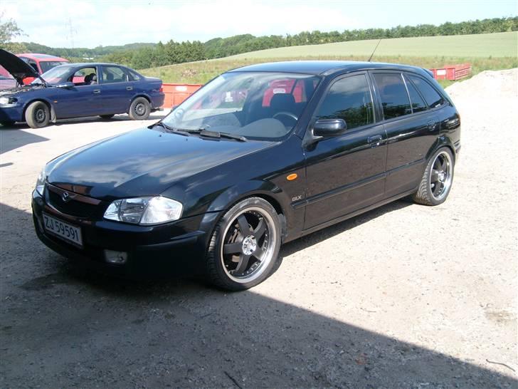 Mazda 323F GLX  #Solgt# billede 2