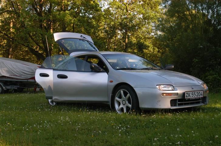 Mazda  323 F**SOLGT** billede 4