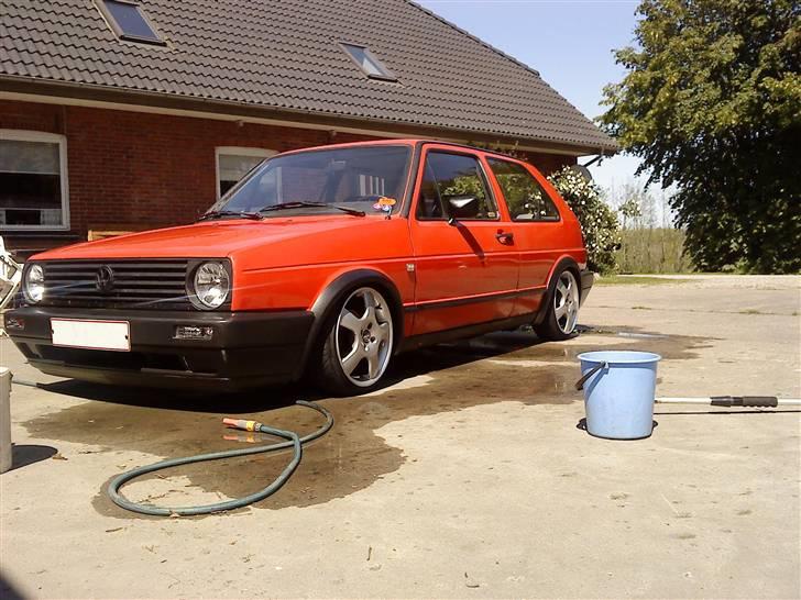 VW golf 2 - ny vasket og smurt ind i hjemmelavet vinylmakeup(brugt motorolie) billede 8