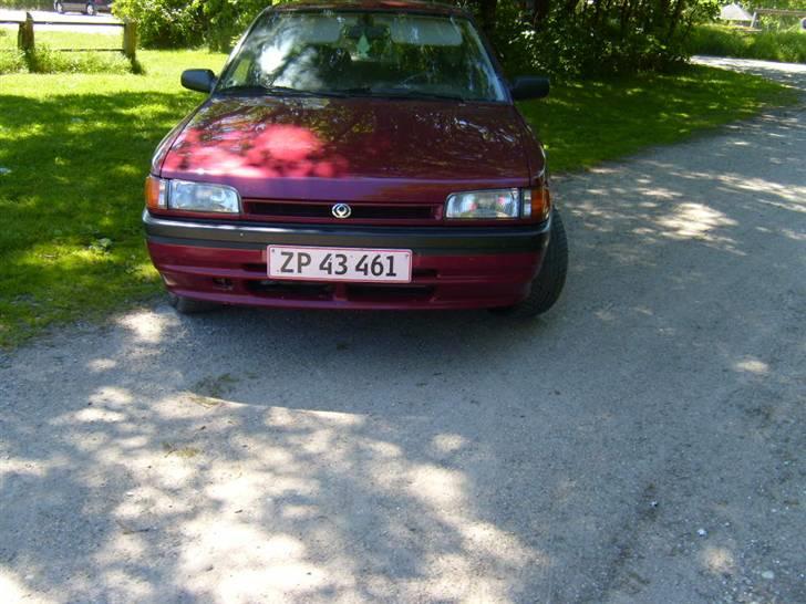 Mazda 323 BG billede 10