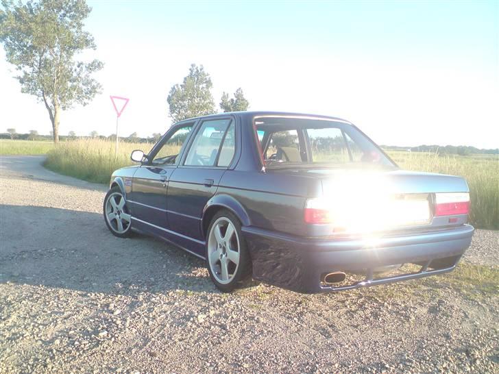 BMW 320i e30 solgt billede 10